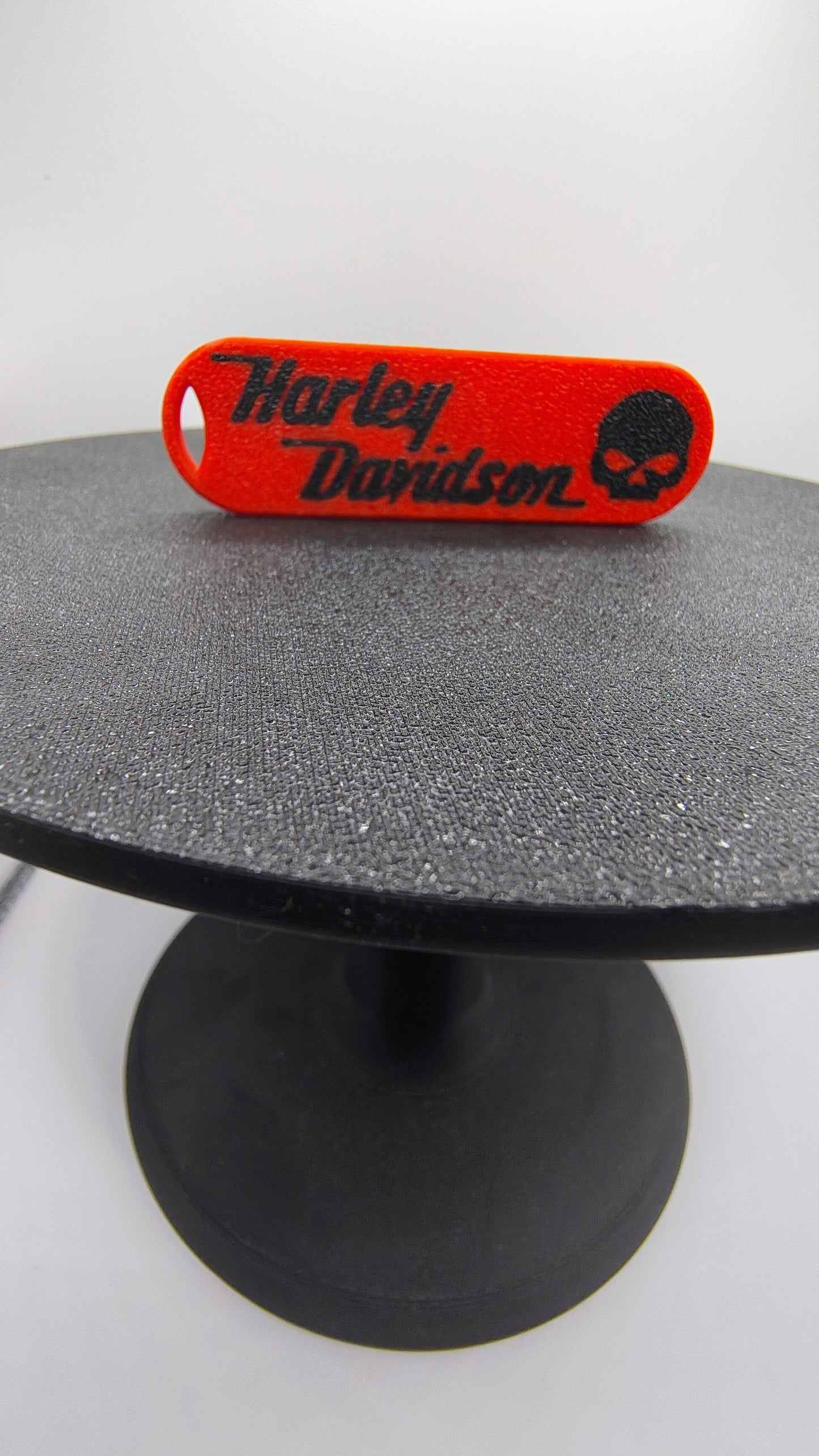 Breloc Harley Davidson - Spiritul Libertății în Buzunarul Tău